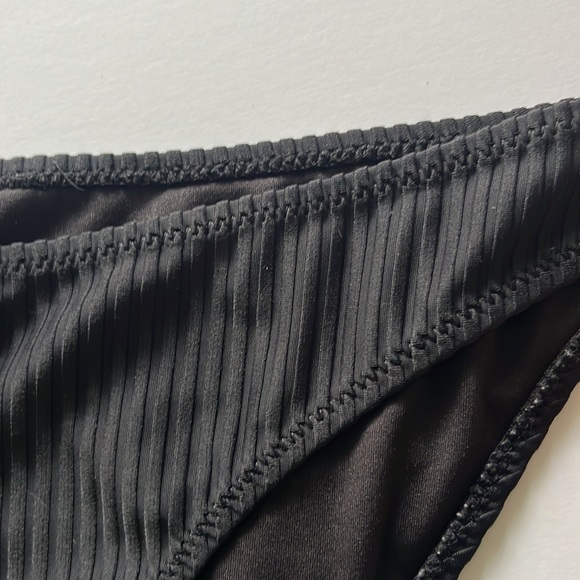 Forever 21 Ribbed Bikini Bottom - Picture 3 of 3